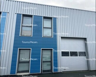 Plus de détails pour Local d'activités à louer