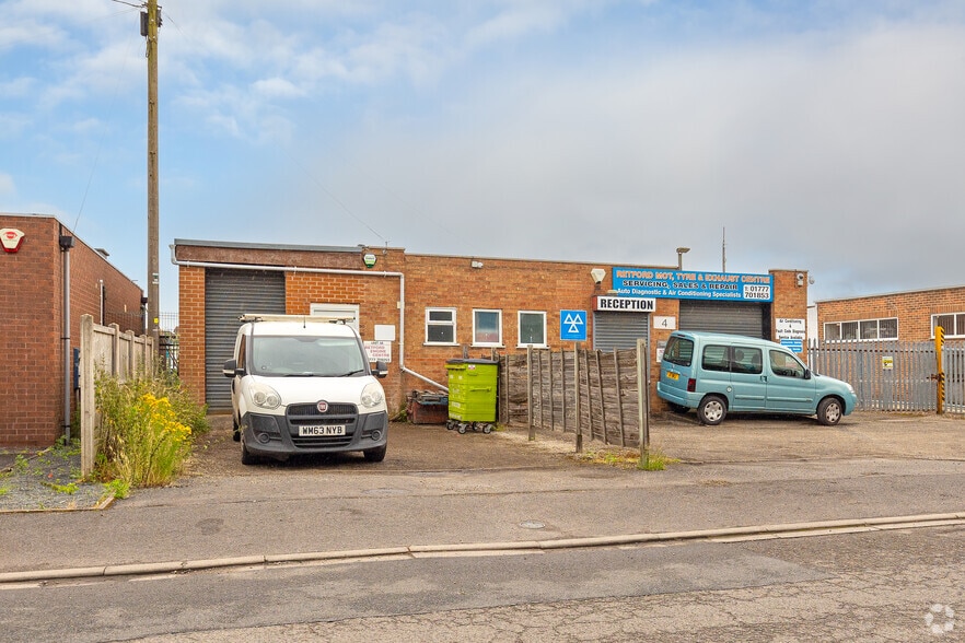 4-4A West Carr Industrial Estate, Retford à vendre - Photo du bâtiment - Image 2 de 2
