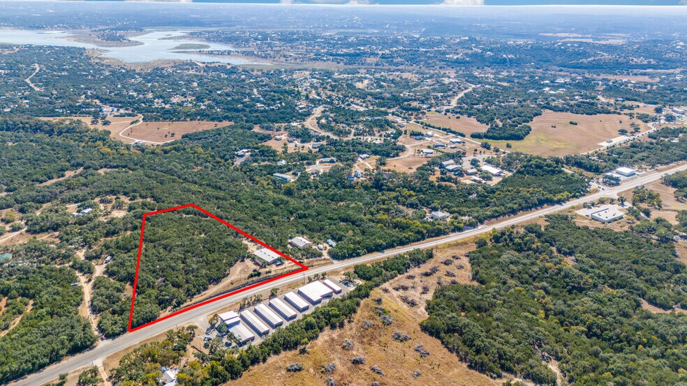 23541 FM 306, Canyon Lake, TX à vendre - Photo du bâtiment - Image 3 de 7