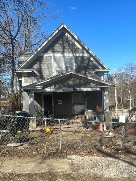 6344 E 11th St, Kansas City, MO à vendre - Photo principale - Image 1 de 1