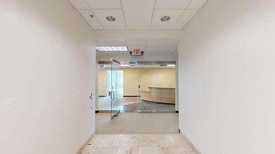 2700 SE S St, Bentonville, AR for lease Matterport 3D Scan- Image 1 of 7