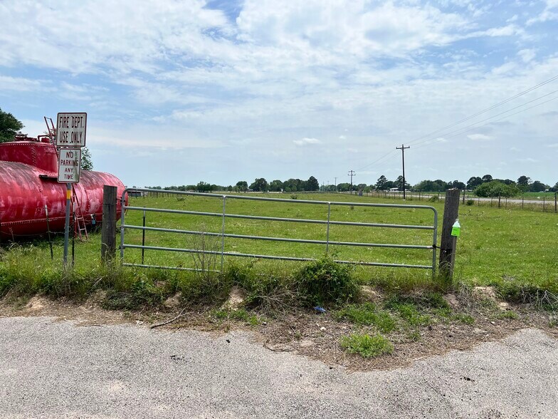 38865 Menke rd, Hempstead, TX à vendre - Photo du bâtiment - Image 3 de 6