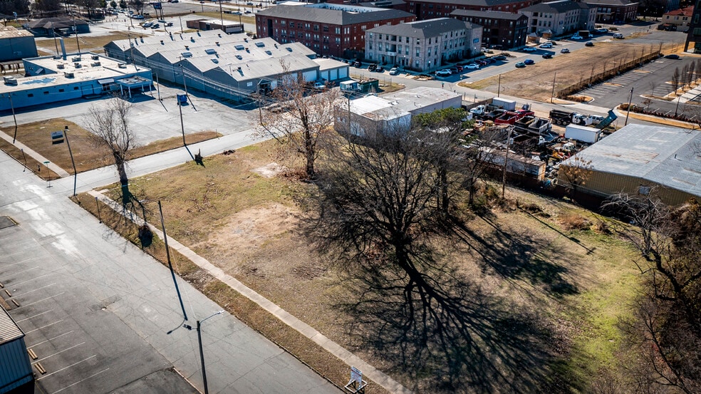 503 N Olive St, North Little Rock, AR for lease - Building Photo - Image 3 of 18