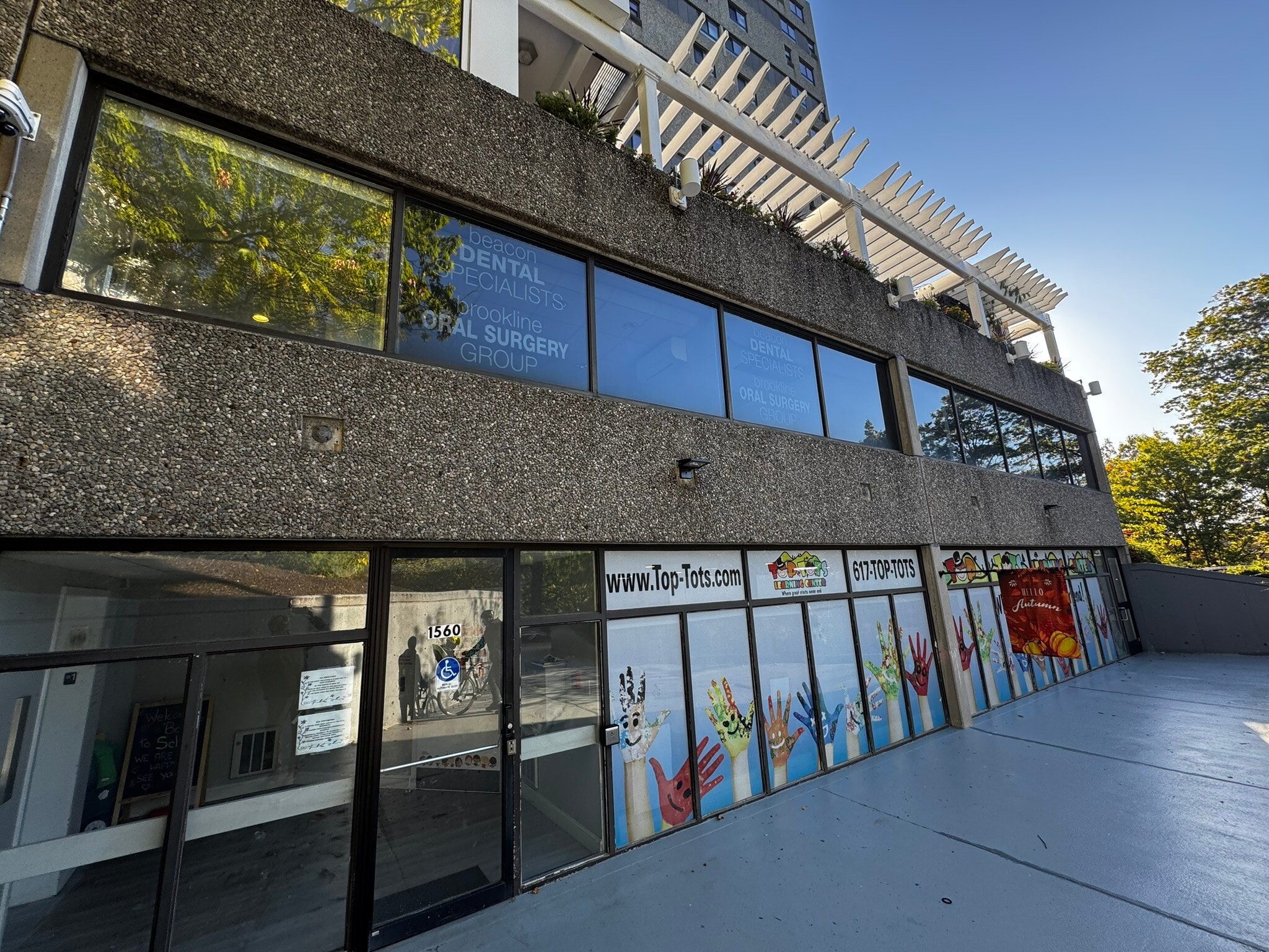 1550 Beacon St, Brookline, MA for lease Interior Photo- Image 1 of 26