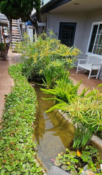 7730-7742 Herschel Ave, La Jolla, CA à louer - Photo du bâtiment - Image 2 de 13