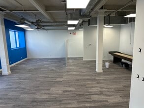 1235 26 Av SE, Calgary, AB for lease Interior Photo- Image 1 of 11