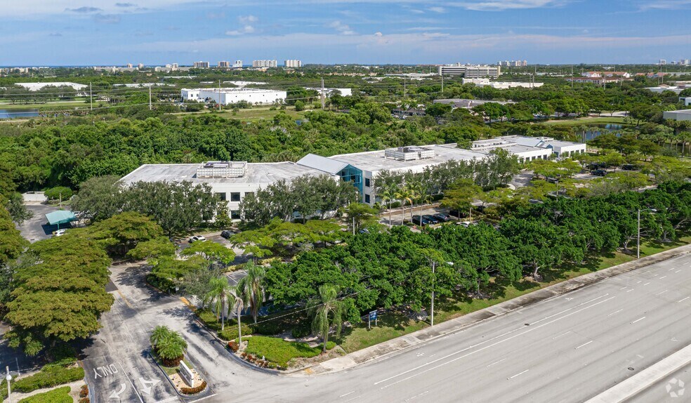 6400 N Congress Ave, Boca Raton, FL à louer - Aérien - Image 3 de 6