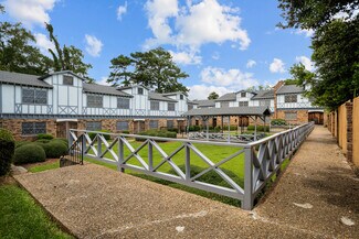 Plus de détails pour 901 W Pine St, Hattiesburg, MS - Multi-résidentiel à vendre