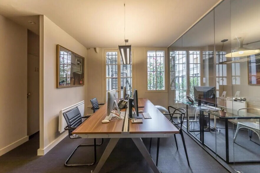 86 Rue Du Cherche-Midi, Paris à louer - Photo du bâtiment - Image 3 de 11