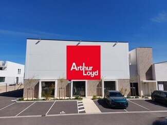 More details for Avenue Léon Amic, Cuers - Retail for Lease