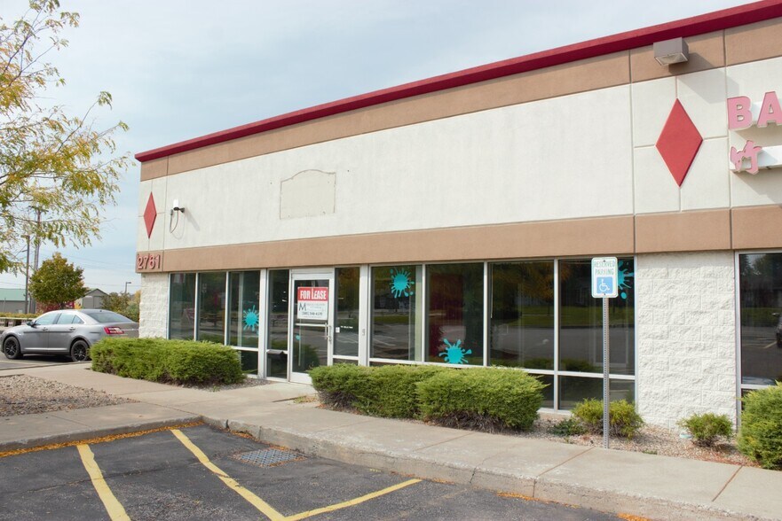 2755-2761 E Henrietta Rd, Henrietta, NY à louer - Photo du bâtiment - Image 3 de 13