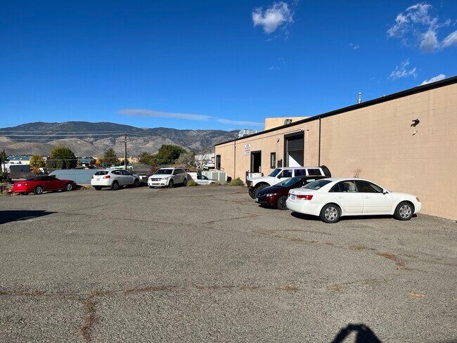 Plus de détails pour 3915 Fairview Dr, Carson City, NV - Industriel à louer
