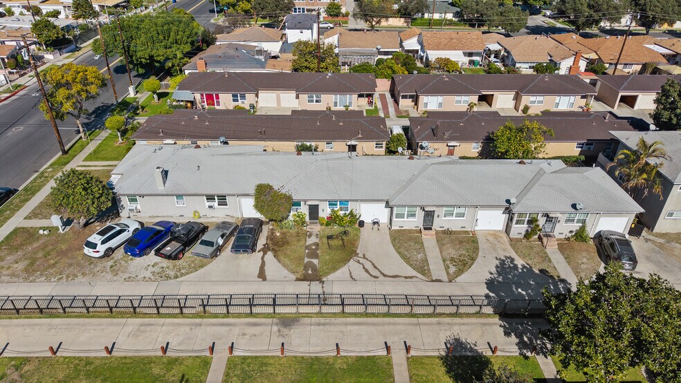 6800 Wilcox Ave, Bell, CA à vendre - Photo du bâtiment - Image 3 de 16