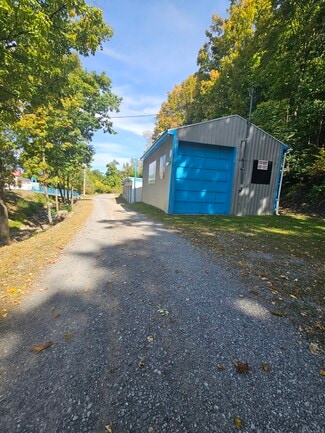 Plus de détails pour 126 Milk Shake Aly aly, Duncansville, PA - Local d'activités à louer