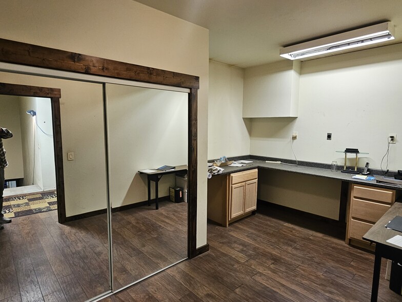 162 Zoot Way, Bozeman, MT à vendre - Photo du bâtiment - Image 3 de 11