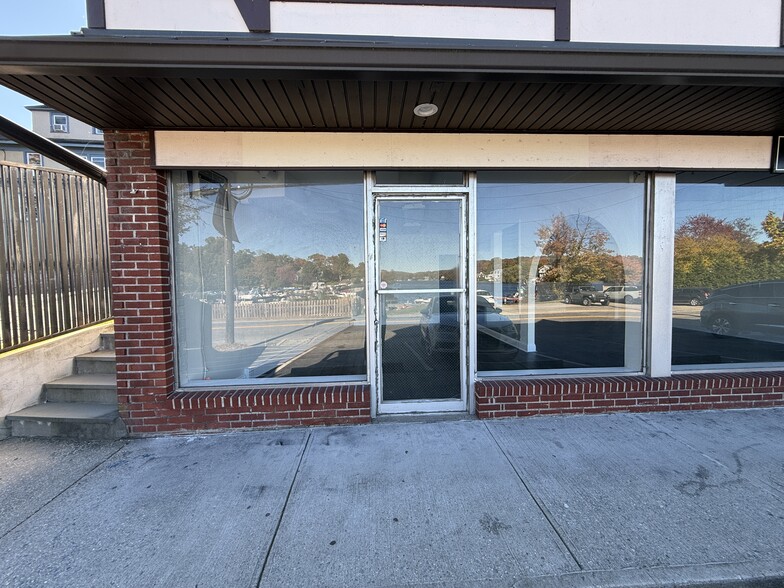 900 & 908 S Lake Blvd, Mahopac, NY for lease - Building Photo - Image 1 of 23