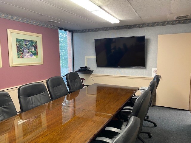 155 Maple St, Springfield, MA à vendre - Photo du bâtiment - Image 3 de 11