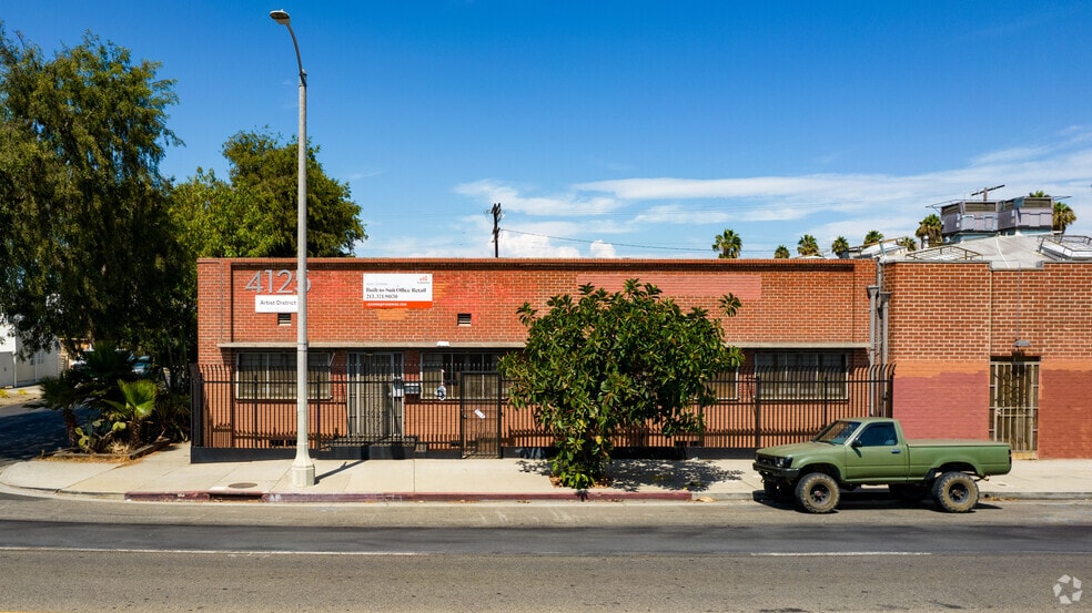 4125 W Jefferson Blvd, Los Angeles, CA for lease - Building Photo - Image 3 of 8