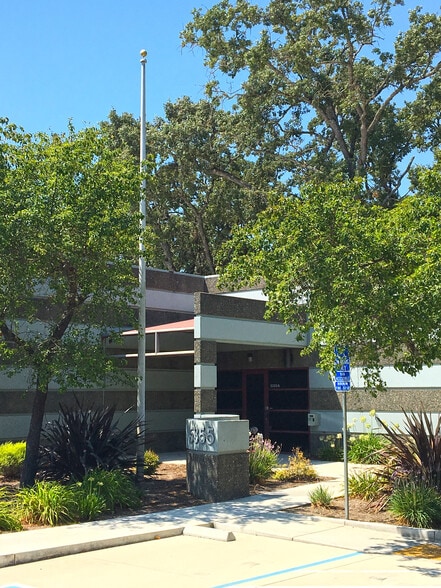 5355 Skylane Blvd, Santa Rosa, CA for lease - Building Photo - Image 2 of 4