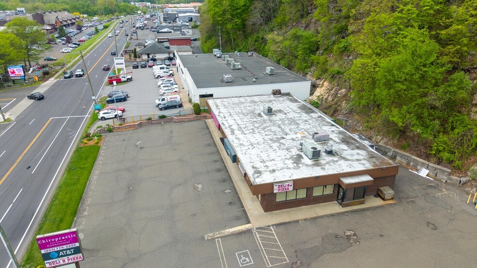 132 Federal Rd, Danbury, CT for lease - Building Photo - Image 3 of 14