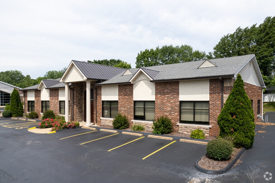 11647 Gravois Rd, Saint Louis, MO for sale - Primary Photo - Image 1 of 6