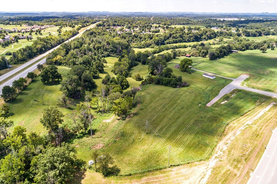 2075 Springfield Road, Bardstown, KY à vendre - Photo du bâtiment - Image 3 de 9