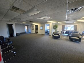 4001 Miller Rd, Wilmington, DE for lease Interior Photo- Image 1 of 17