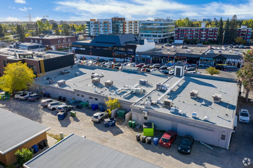 810-829 49 Ave SW, Calgary, AB for lease - Building Photo - Image 2 of 7
