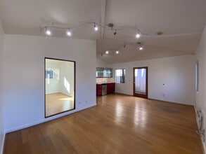 3379-3383 Robertson Pl, Los Angeles, CA à louer Photo intérieure- Image 2 de 3