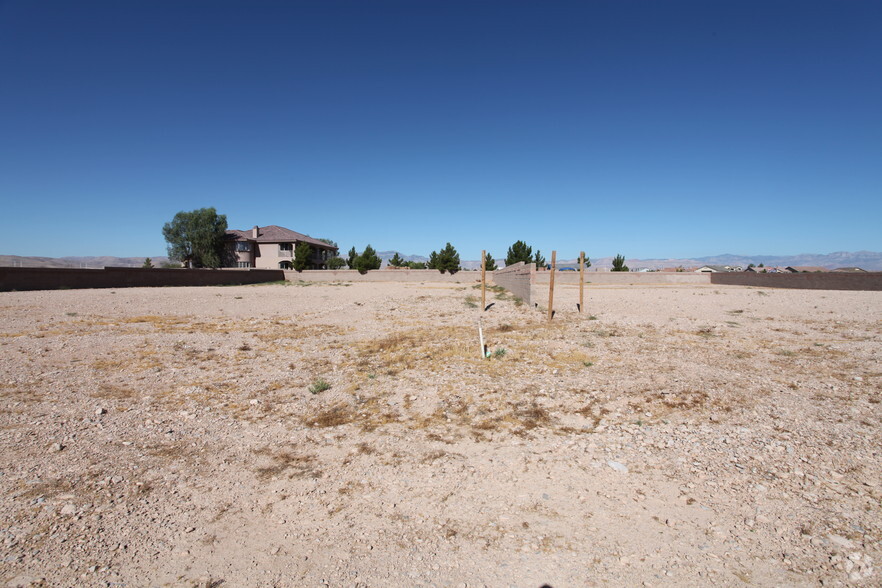 Dean Martin Dr, Las Vegas, NV for sale - Building Photo - Image 1 of 5