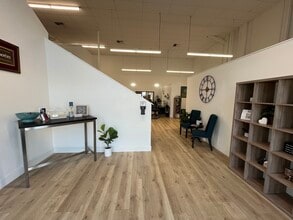 912 5th St, Davis, CA à louer Photo intérieure- Image 2 de 23