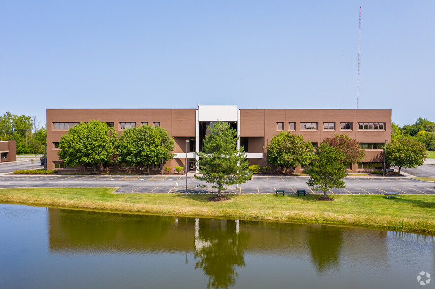 300 Canal View Blvd, Rochester, NY for lease - Building Photo - Image 3 of 14