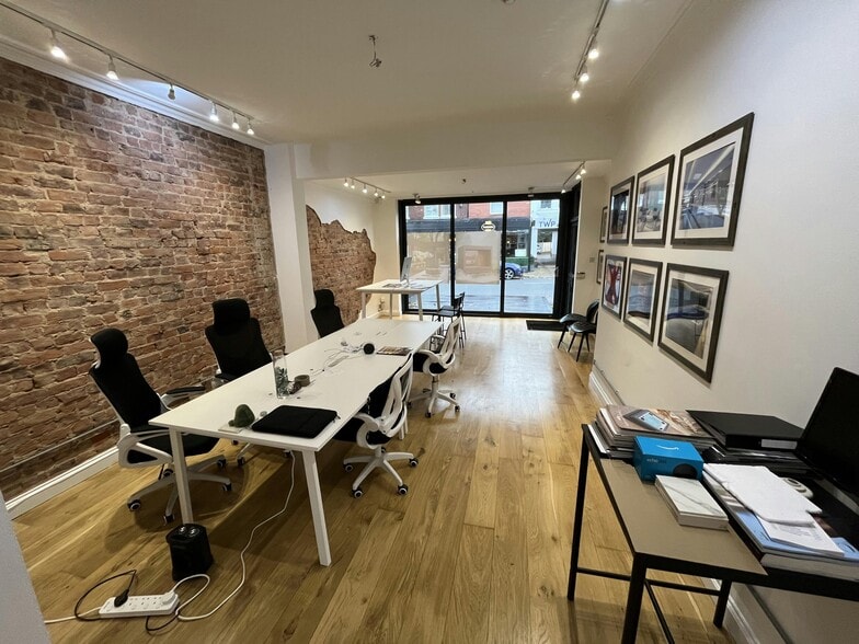 36 London Rd, Alderley Edge à louer - Photo du bâtiment - Image 3 de 8