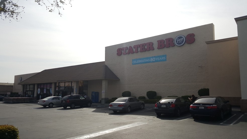 9934-10048 Sierra Ave, Fontana, CA for lease - Building Photo - Image 3 of 14