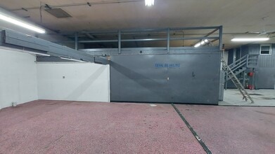 581 W High St, Pottstown, PA for lease Interior Photo- Image 2 of 20