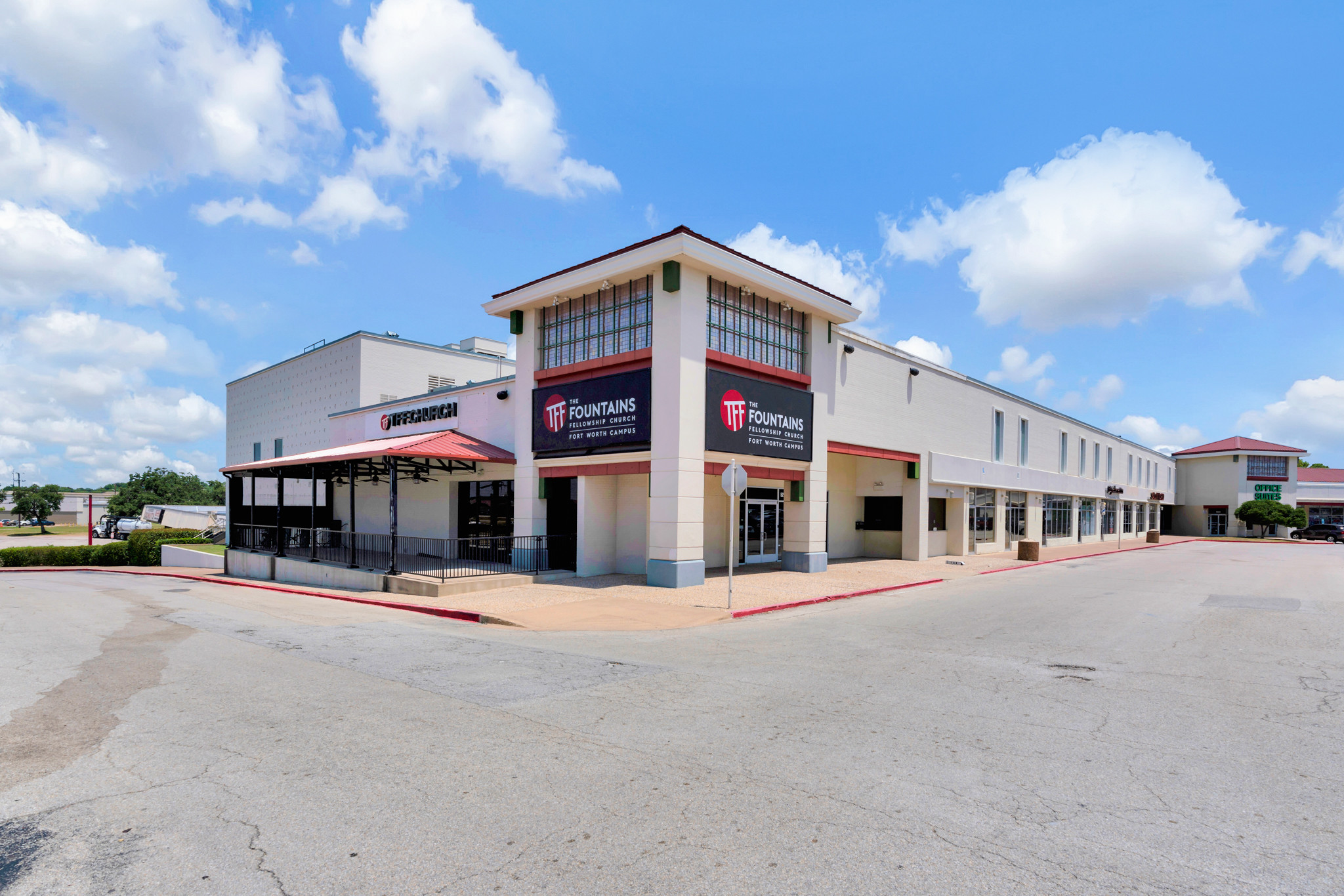 5100-5353 Trail Lake Dr, Fort Worth, TX for lease Building Photo- Image 1 of 10