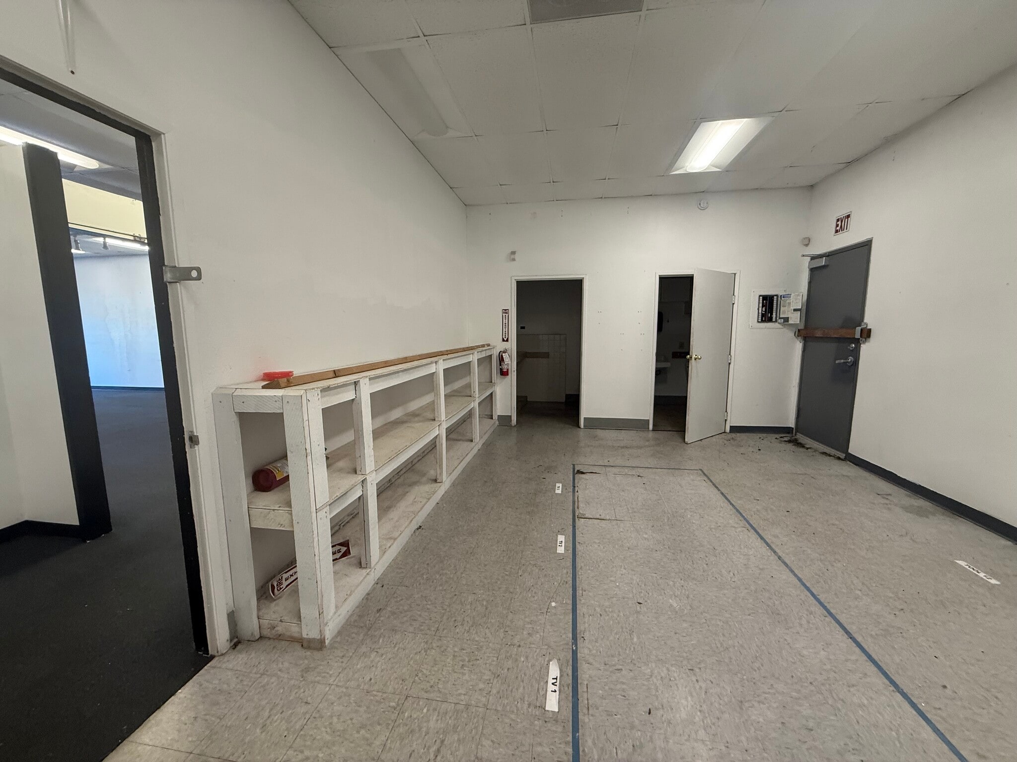 13185 SW Pacific Hwy, Tigard, OR à louer Photo intérieure- Image 1 de 10