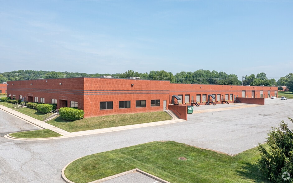 1309 Continental Dr, Abingdon, MD for lease - Primary Photo - Image 1 of 20