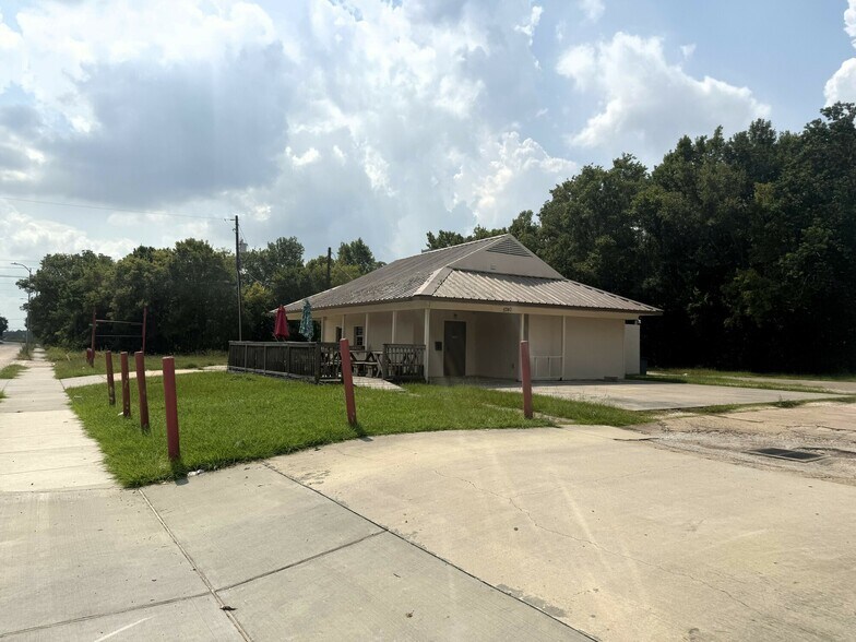 5740 S Wayside Dr, Houston, TX à louer - Photo du bâtiment - Image 3 de 21