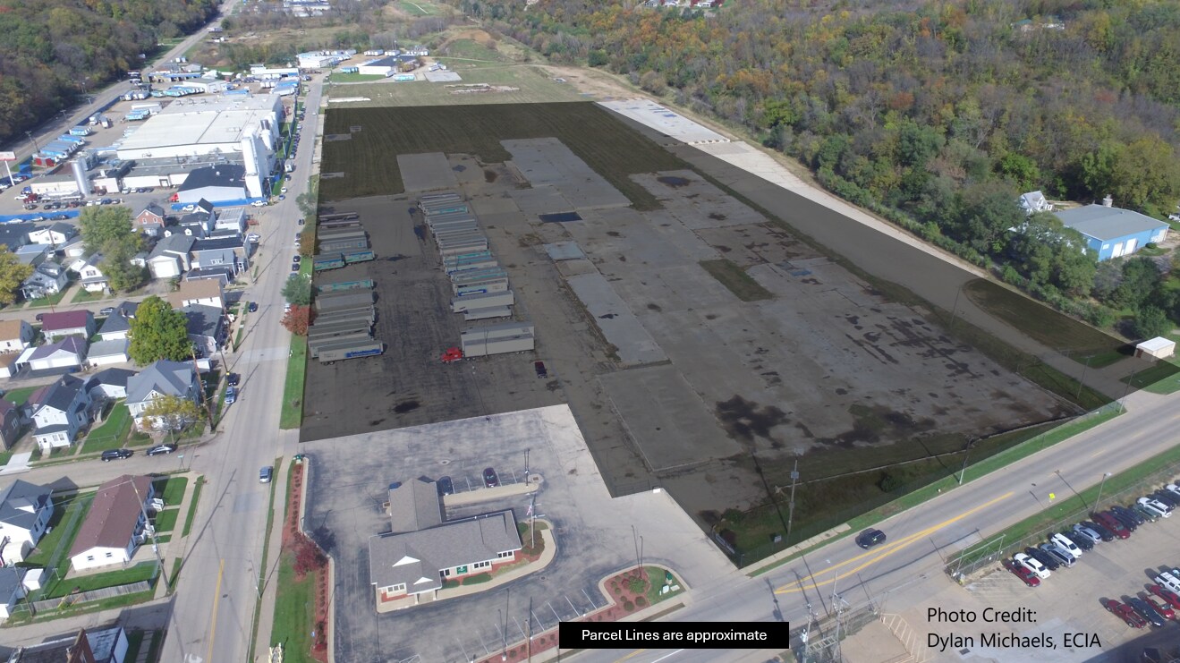 3400 Jackson, Dubuque, IA à vendre Aérien- Image 1 de 6