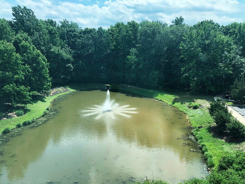 100 Commerce Dr, Newark, DE for lease - Building Photo - Image 3 of 19