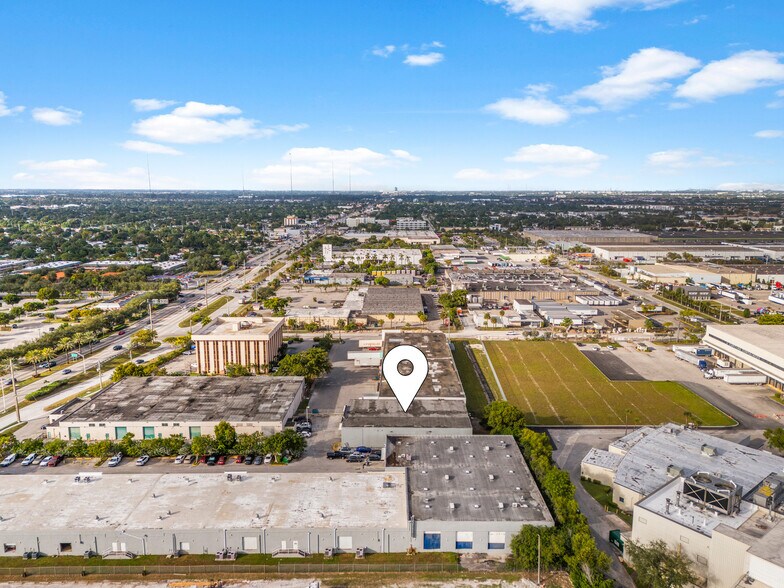 17535 NW 2nd Ave, Miami, FL à vendre - Photo du bâtiment - Image 2 de 29
