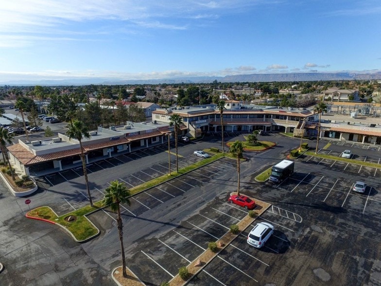 6985 W Sahara Ave, Las Vegas, NV for lease - Building Photo - Image 2 of 32