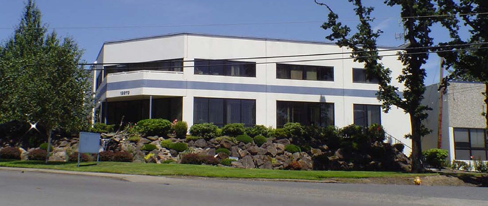 13970 SW 72nd Ave, Tigard, OR à louer - Photo du bâtiment - Image 3 de 3