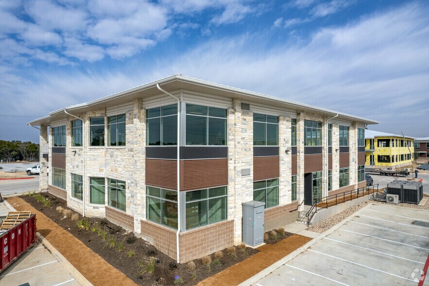 7710 N FM 620 Rd, Austin, TX à vendre - Photo du bâtiment - Image 1 de 14