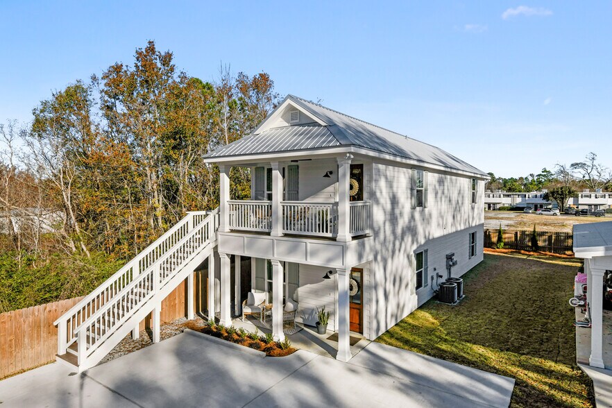 437 Webster St, Bay Saint Louis, MS à vendre - Photo du bâtiment - Image 3 de 47