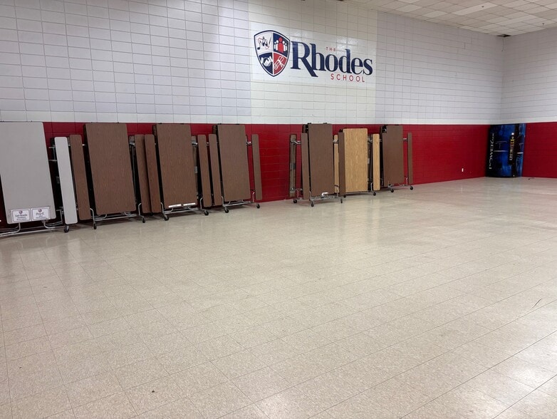 600 Charles St, Humble, TX à vendre - Photo du bâtiment - Image 3 de 4