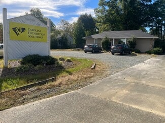 Plus de détails pour 2771 Alamance Rd, Burlington, NC - Bureau à louer