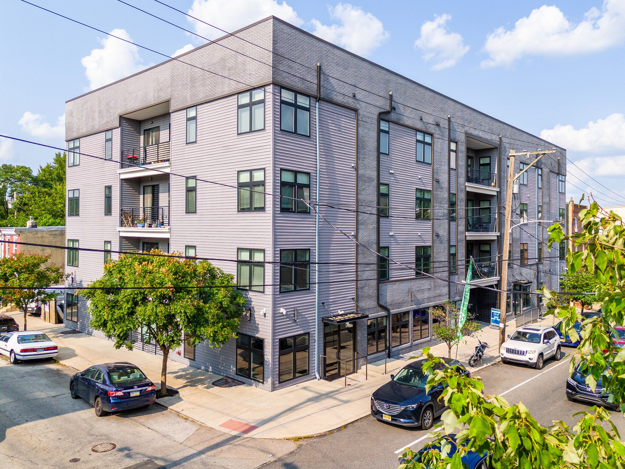 3925 Haverford Ave, Philadelphia, PA for sale Primary Photo- Image 1 of 160