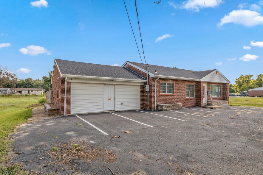 10236 Halls Ferry Rd, Saint Louis, MO à vendre - Photo du bâtiment - Image 2 de 18